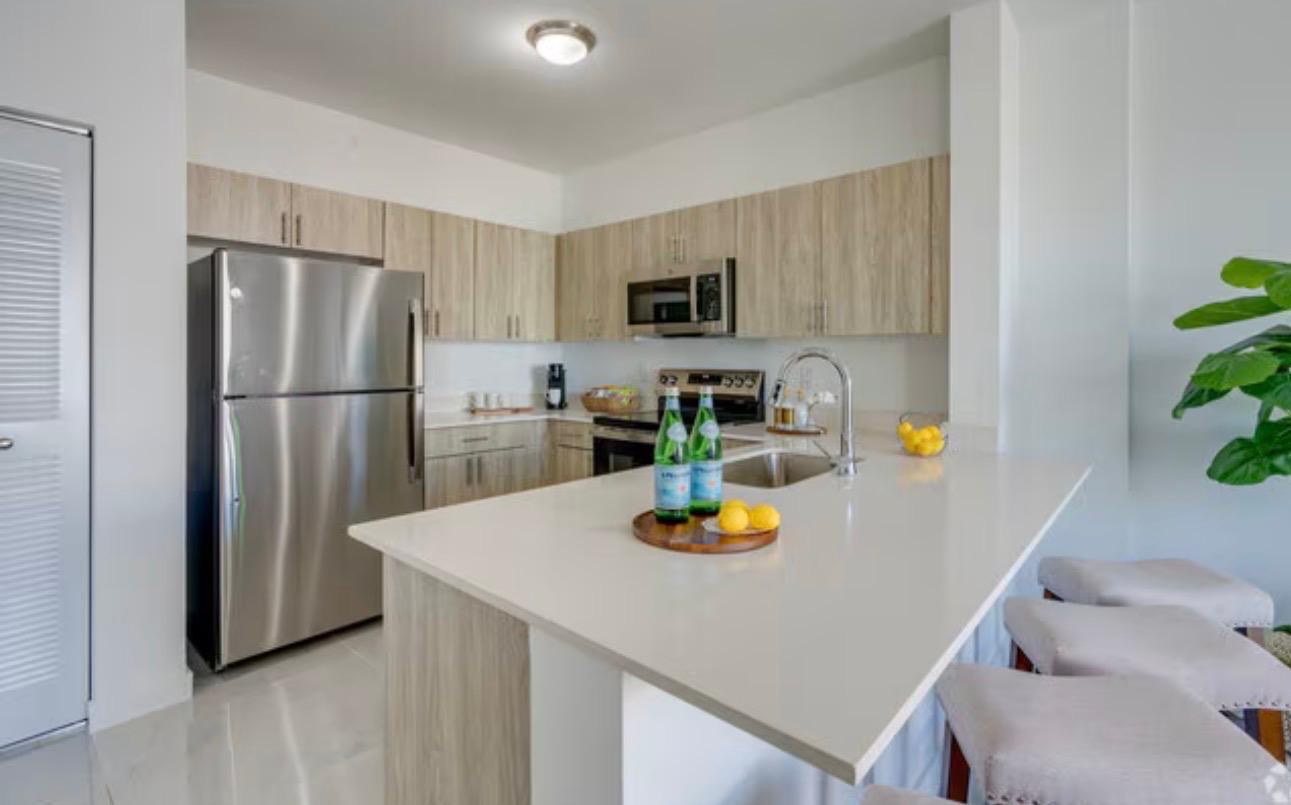 Calle 8 Residence